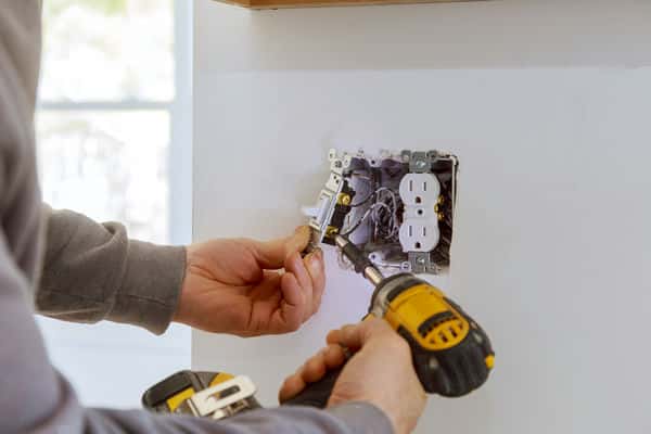 A photo of Electrical Switch and Outlet Services in Oldsmar